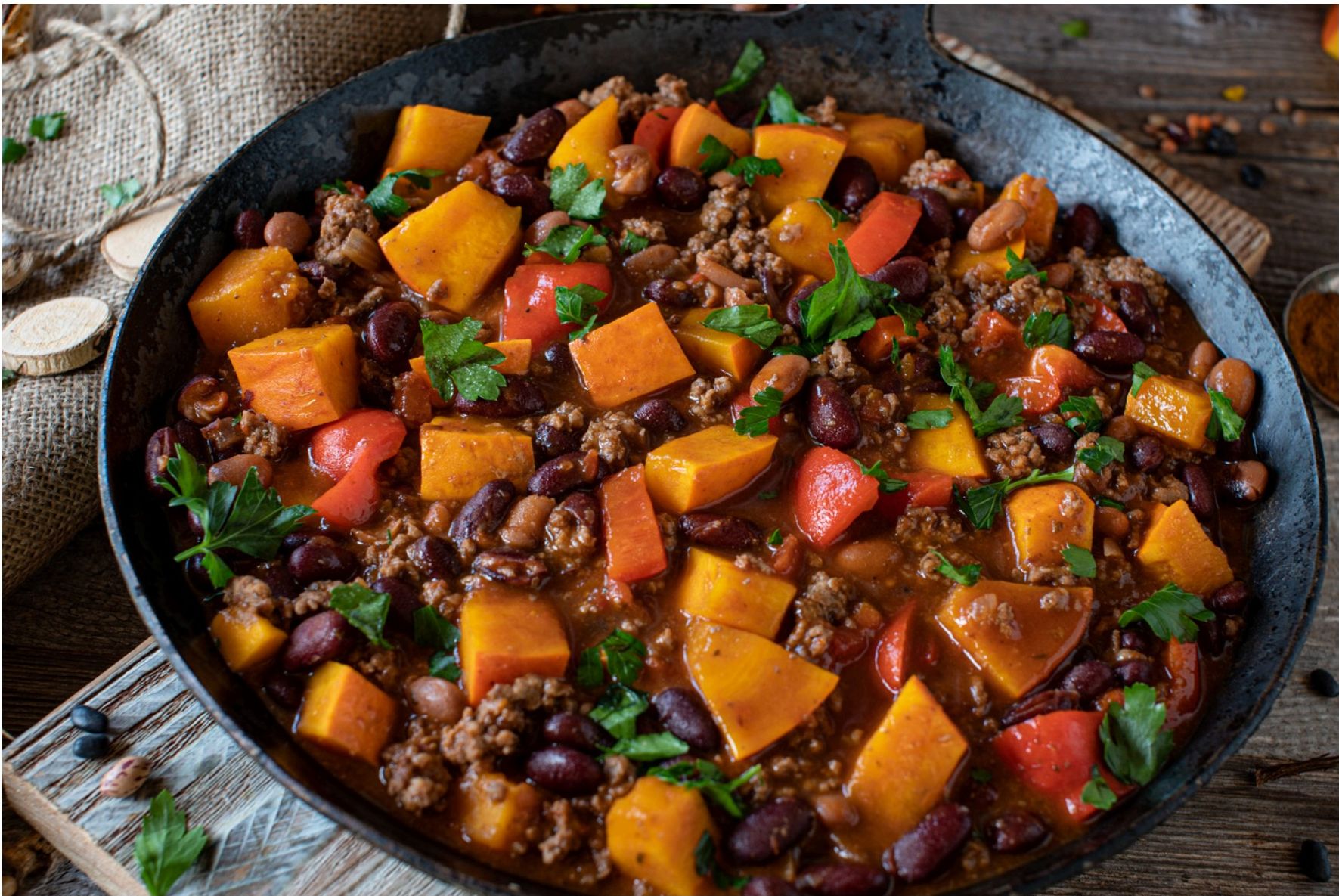 Ground beef dish with vegetables and beans